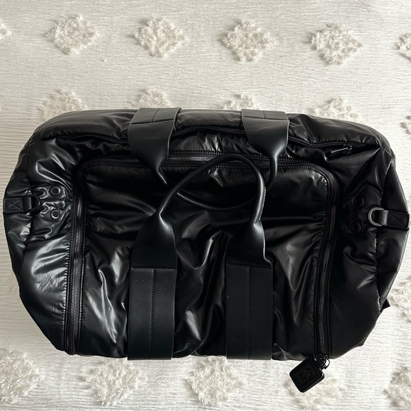 Caraa Remus Duffle - Picture 12 of 16